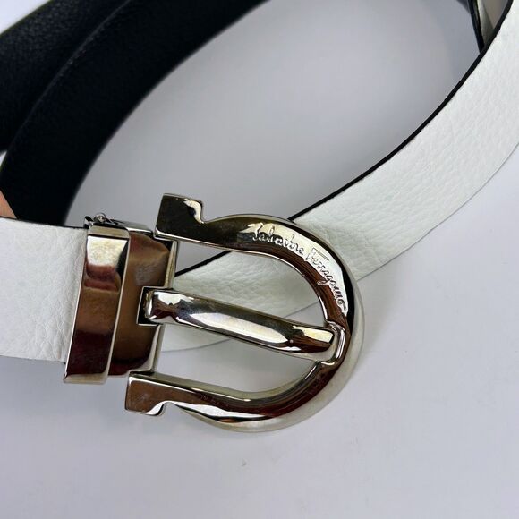 Salvatore Ferragamo Cream Leather Belt Made in Italy Luxury Designer 32 - 33.75\